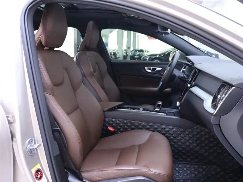 Volvo S60
