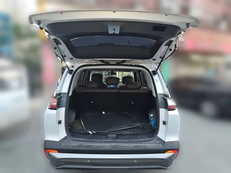 wuling xingshan-560