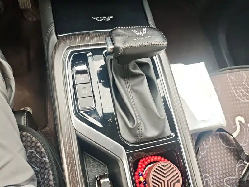 wuling jiachen