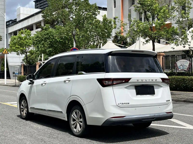 wuling jiachen