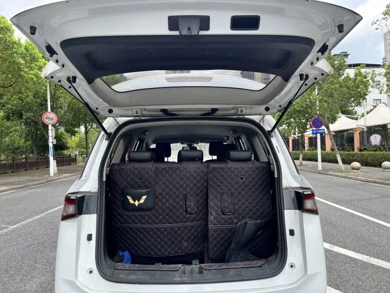wuling jiachen
