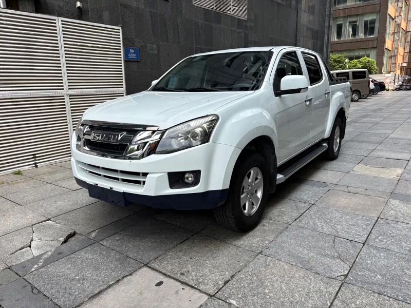 Isuzu suv