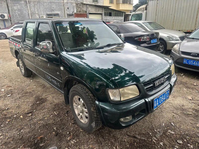 Isuzu pickup
