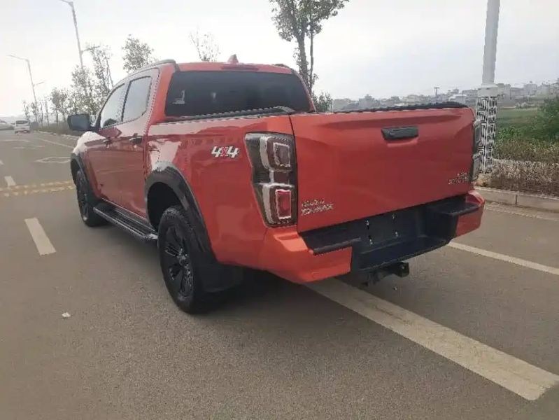 Isuzu d-max