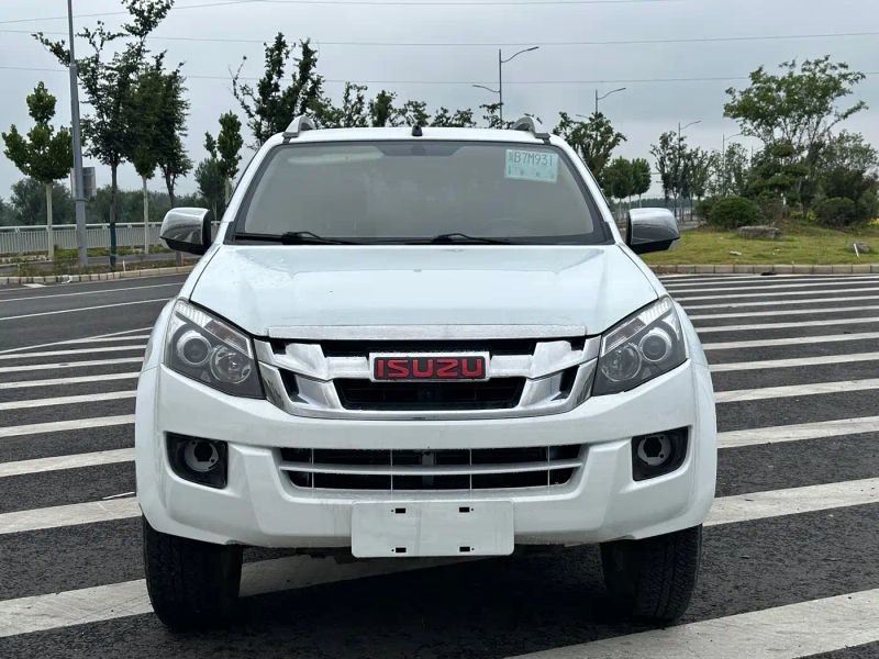 Isuzu d-max