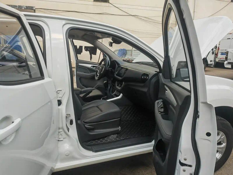 Isuzu remex