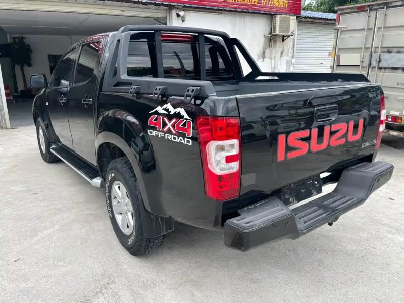 Isuzu remex