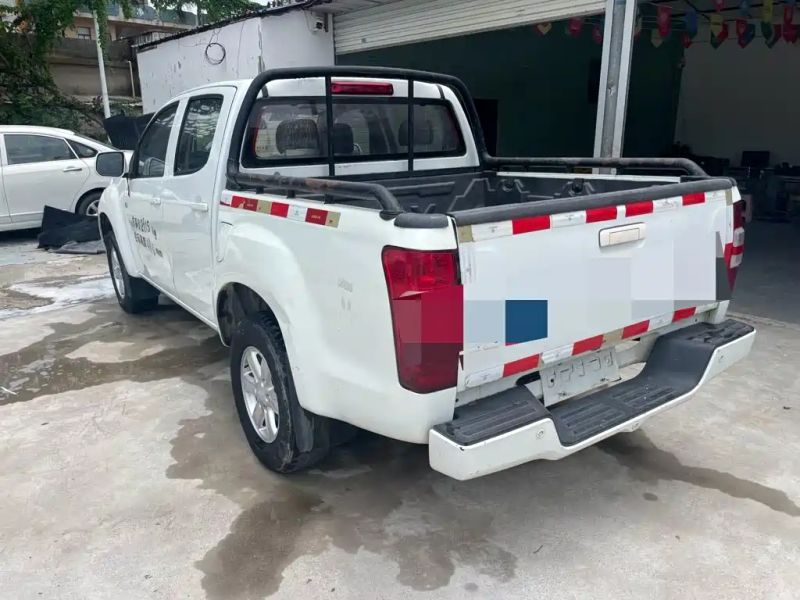 Isuzu remex