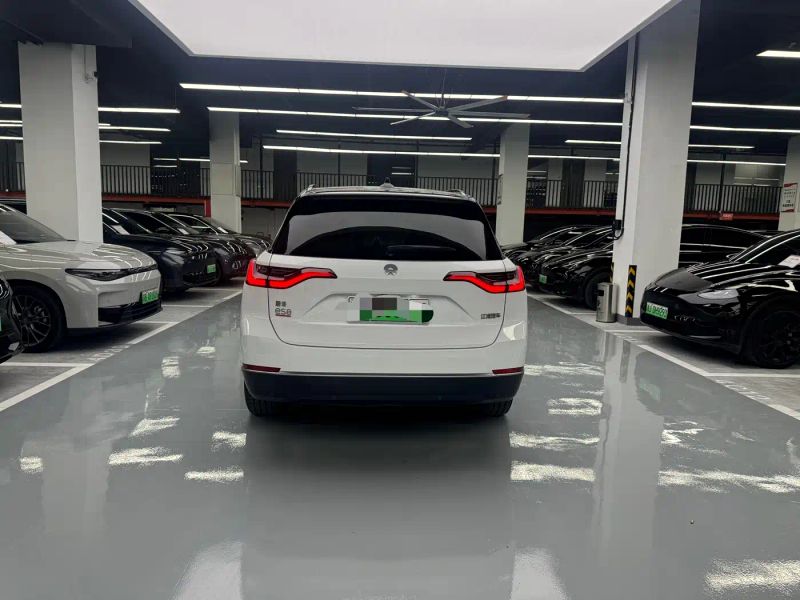 Nio es