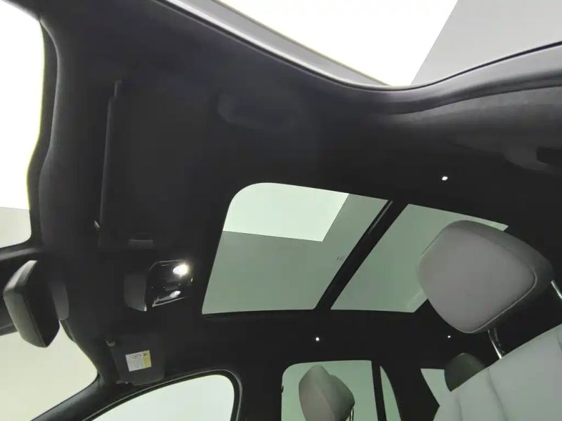 Nio es8