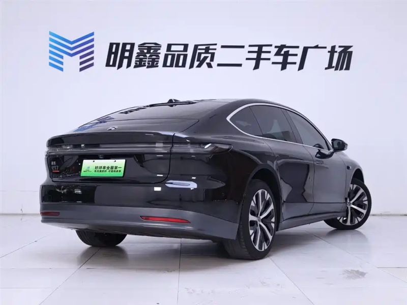 Nio et7