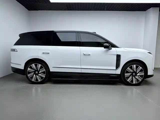Nio es