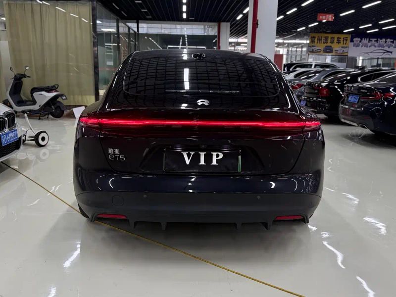 Nio et5
