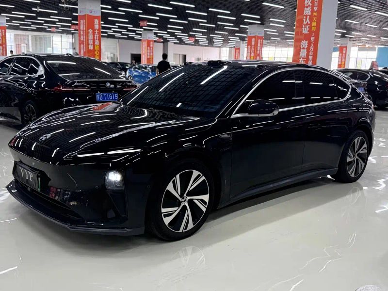 Nio et5