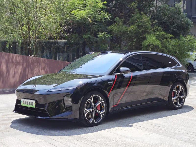 Nio et5t