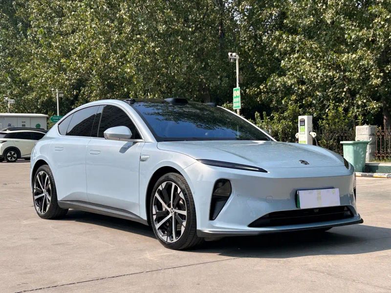 Nio et5
