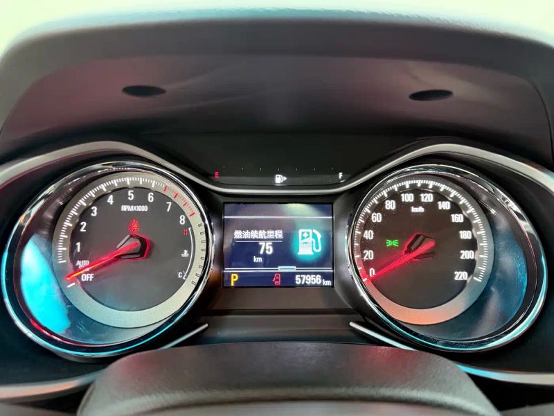 Chevrolet volando