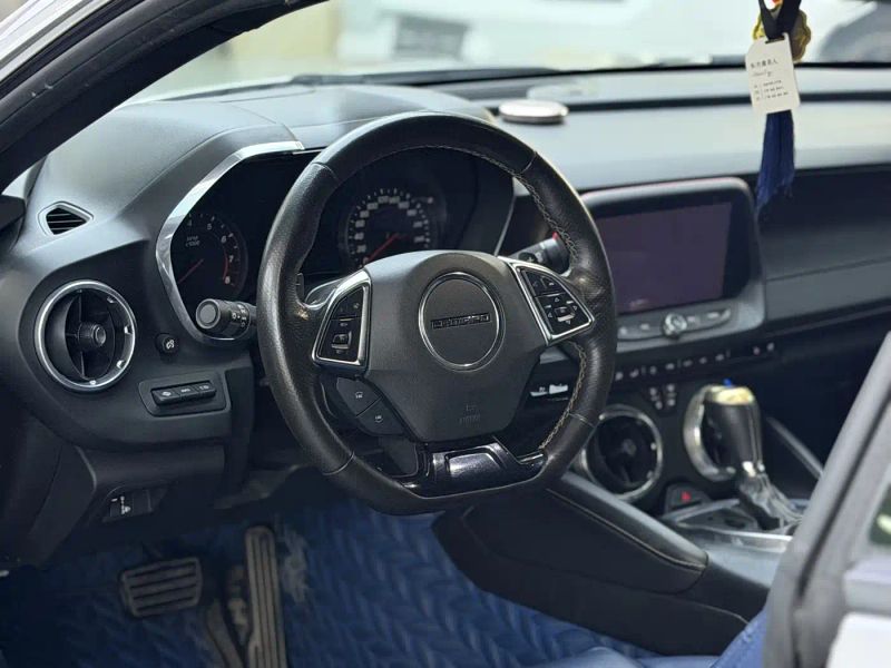 Chevrolet camaro