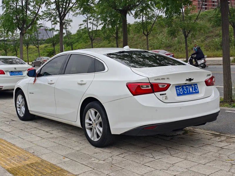 Chevrolet xl