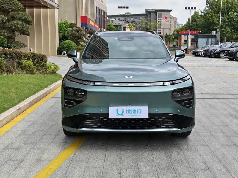 Xpeng g9