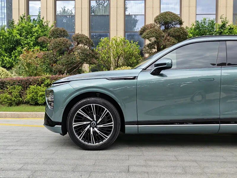 Xpeng g9