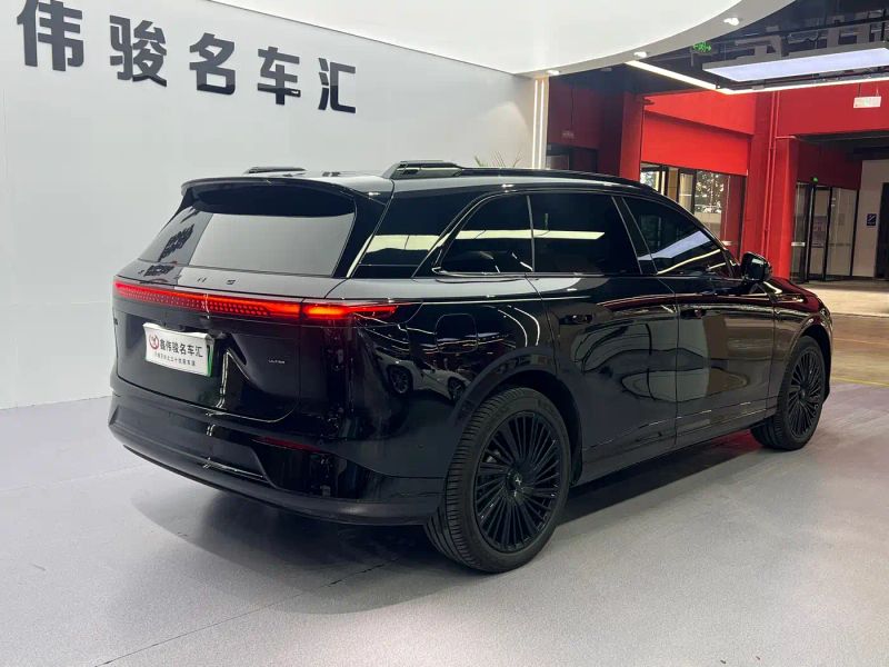 Xpeng g9