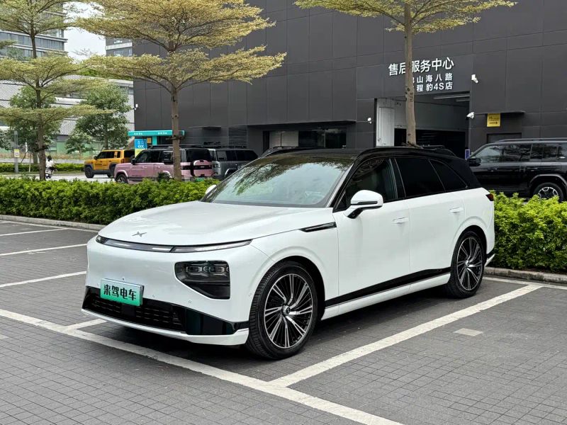 Xpeng g9