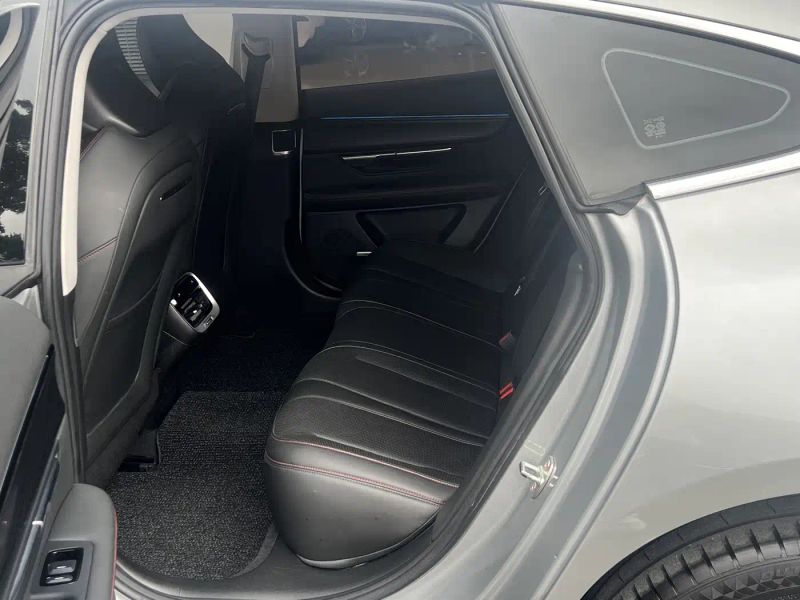Xpeng p7