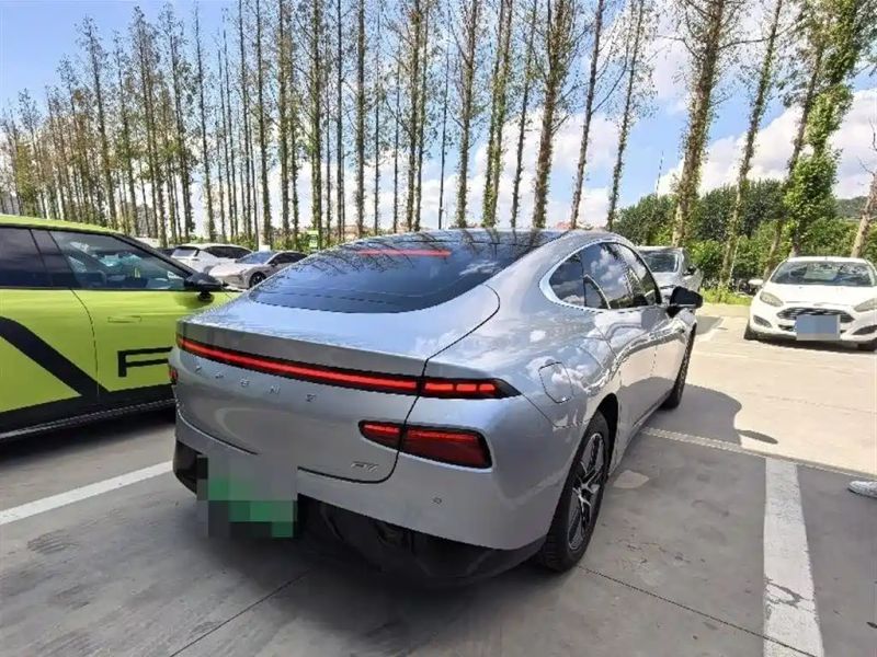 Xpeng p7