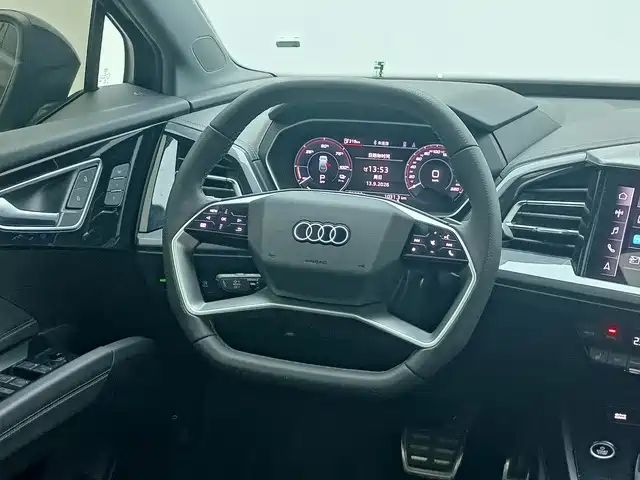 Audi q4