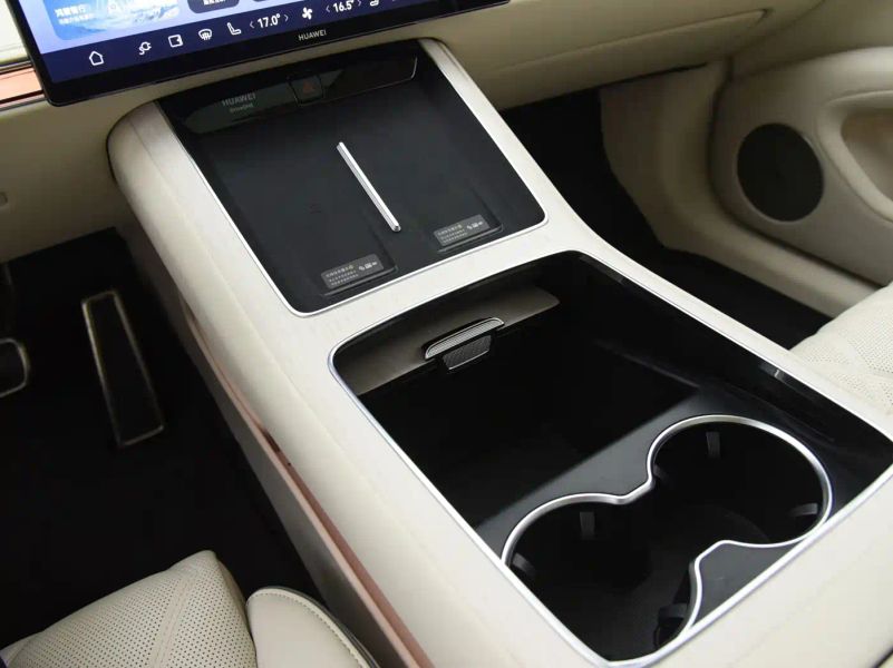 Houzer s9