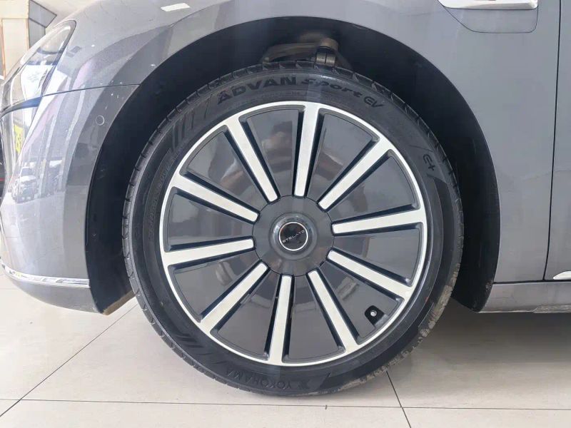 Houzer s9