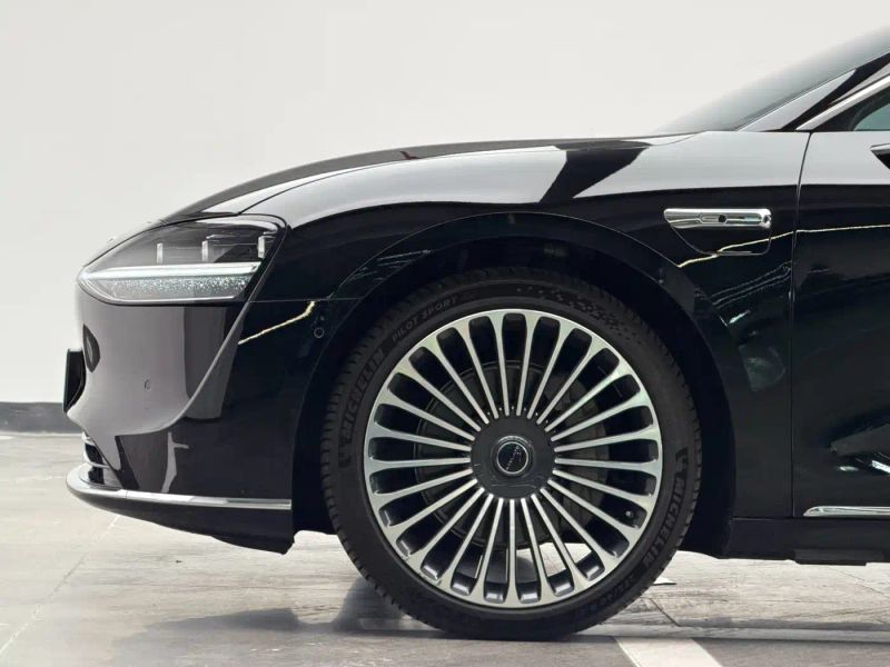 Houzer s9