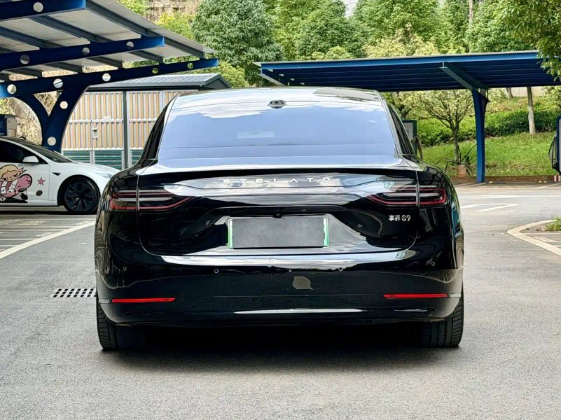 Houzer s9