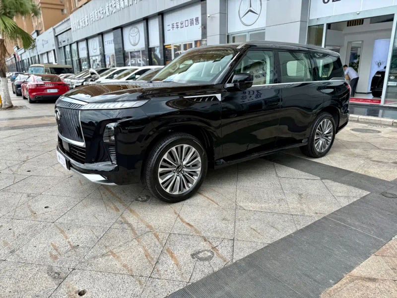 Infiniti QX