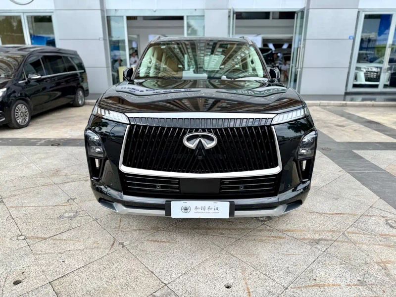 Infiniti QX