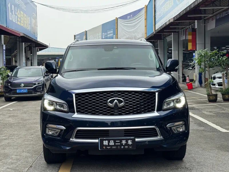 Infiniti QX80