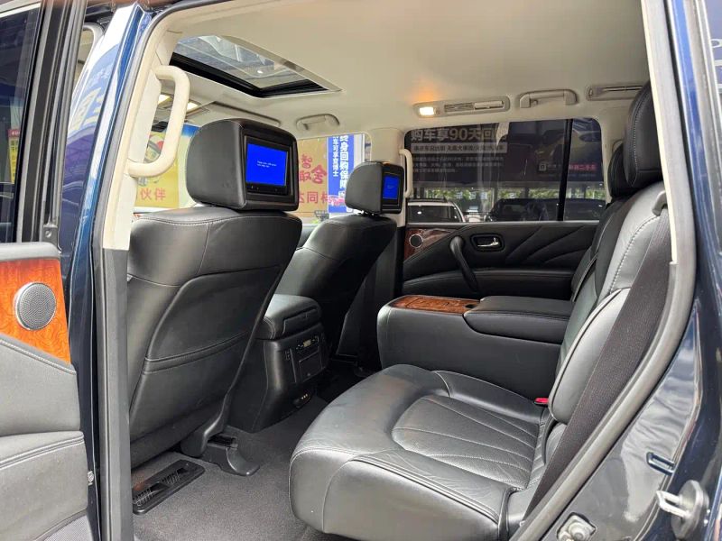 Infiniti QX80