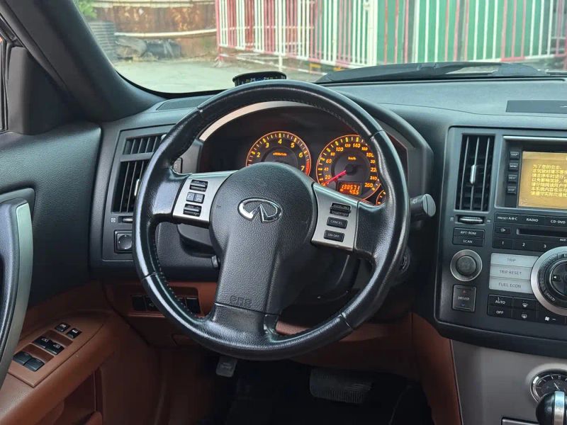 Infiniti FX