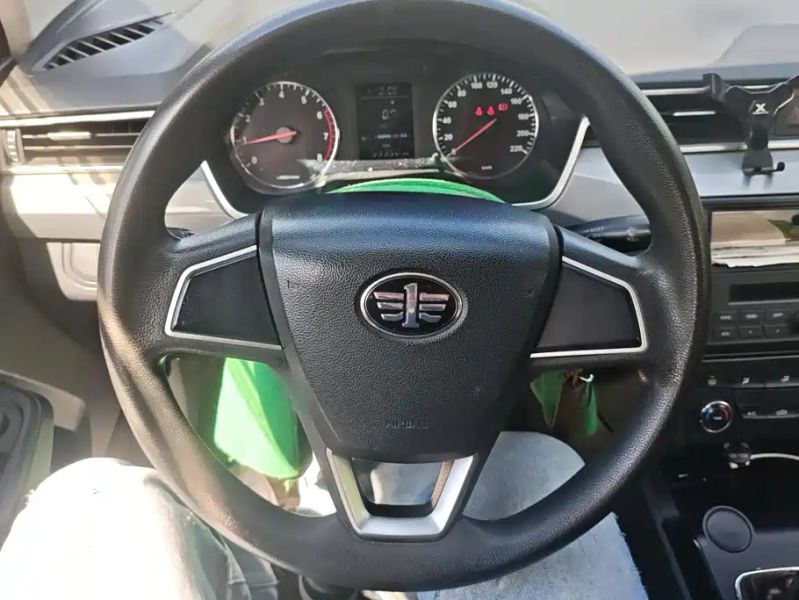 senya sedan