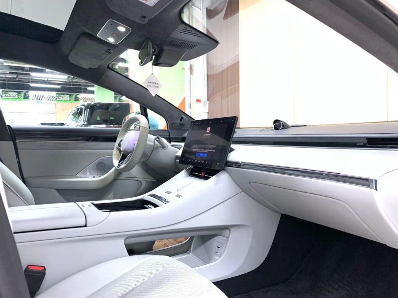 Luxeed 智界s7