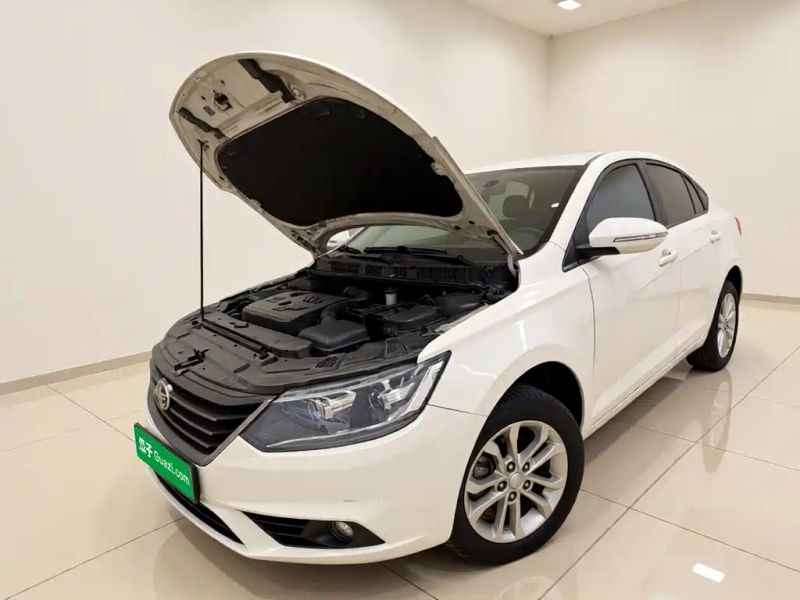 senya sedan