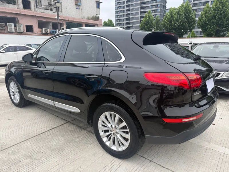 dama suv