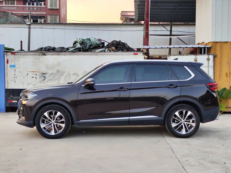Zhonghua v7