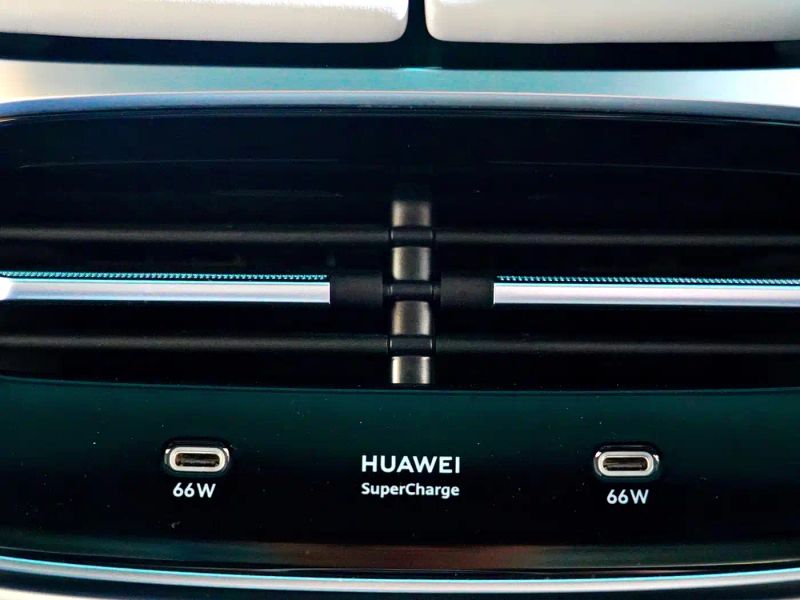 Luxeed 智界s7