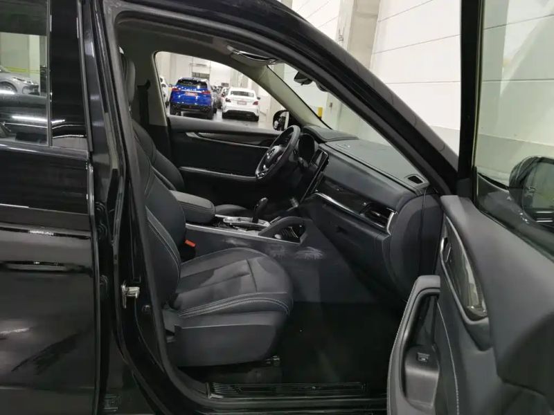 Zhonghua v7