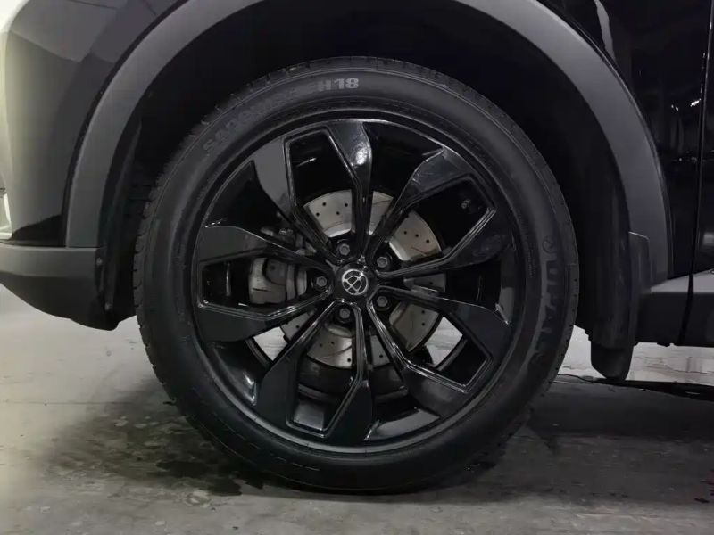 Zhonghua v7