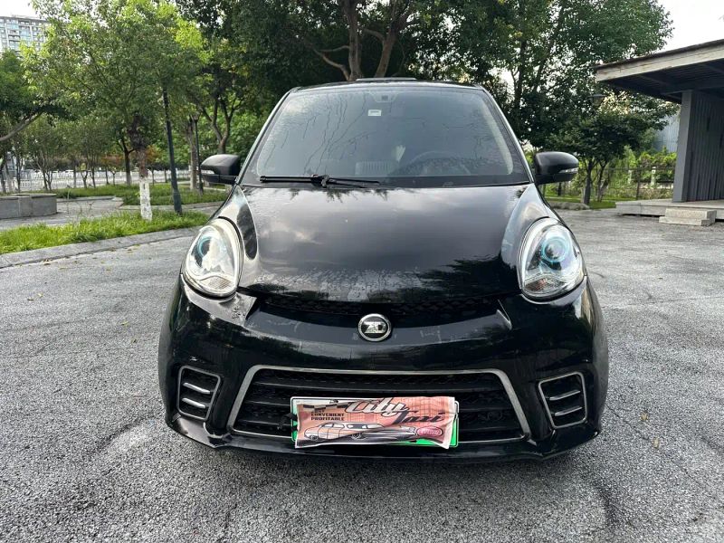Zotye d2
