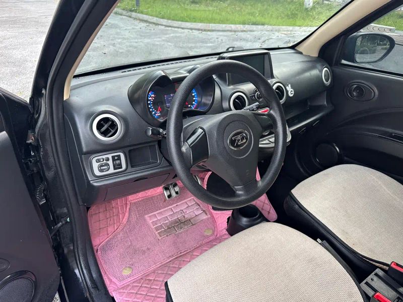 Zotye d2
