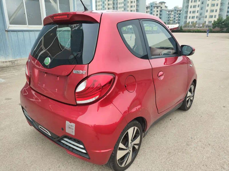 Zotye d2